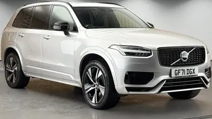Used Volvo XC90 R-Design 390 HP (286 kW) 2021 Bright silver SUV
