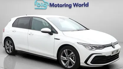 Used VW Golf VIII R-line 131 HP (96 kW) 2024 Hatchback