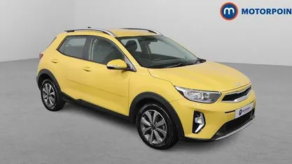Used Kia Stonic 99 HP (72 kW) 2024 Yellow SUV
