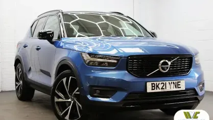Used Volvo XC40 R-Design Pro 262 HP (192 kW) 2021 Bursting blue SUV