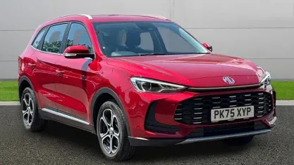 Używany MG ZS SE 196 KM (144 kW) 2026 Czerwony SUV