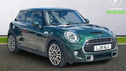 Usado Mini Cooper S Comfort 192 CV (141 kW) 2019 Verde Utilitario