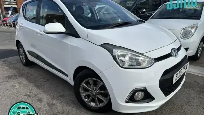 Used Hyundai i10 Premium 87 HP (63 kW) 2015 White Hatchback