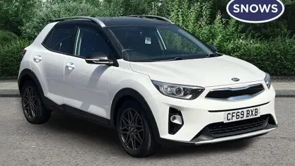 Used Kia Stonic 120 HP (88 kW) 2020 Red SUV