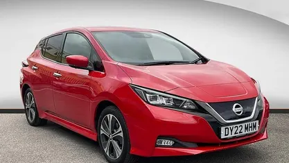 Used Nissan Leaf Tekna 110 kW (150 HP) 2022 Red Hatchback
