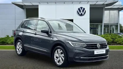 Used VW Tiguan Life 150 HP (110 kW) 2021 Grey SUV