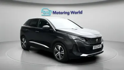 Used Peugeot 3008 Allure+ 131 HP (96 kW) 2023 Black SUV