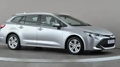 Used Toyota Corolla 122 HP (89 kW) 2022 Silver Estate
