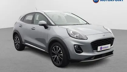 Usado Ford Puma Titanium 125 HP (91 kW) 2023 Prateado SUV