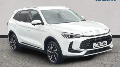 Used MG ZS Trophy 196 HP (144 kW) 2024 Solid  arctic white SUV