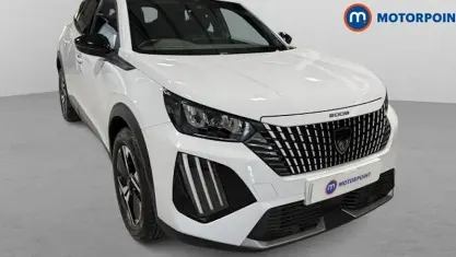 Usado Peugeot 2008 Allure 131 CV (96 kW) 2025 Blanco SUV