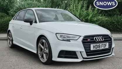 Second-hand Audi S3 Sportback Black Edition 310 CP (228 kW) 2018 Alb Hatchback