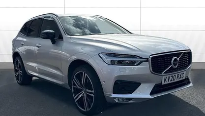 Used Volvo XC60 R-Design Pro 197 HP (144 kW) 2020 Silver SUV