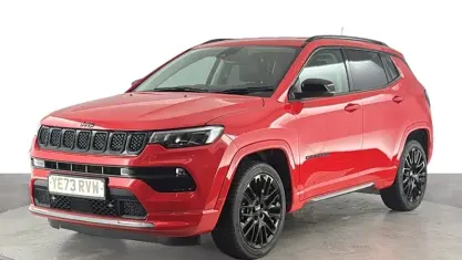 Begagnad Jeep Compass Altitude 131 HK (96 kW) 2023 Röd SUV