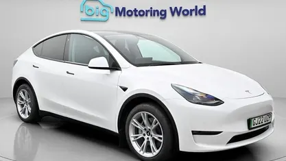 Used Tesla Model Y Long Range AWD 286 kW (389 HP) 2025 SUV