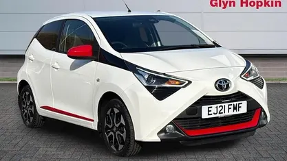 Used Toyota Aygo Trend 72 HP (52 kW) 2021 White Hatchback