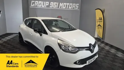 Used Renault Clio Dynamique 75 HP (55 kW) 2014 White Hatchback