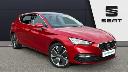 Used Seat Leon XCELLENCE Lux 190 HP (139 kW) 2021 Red Hatchback