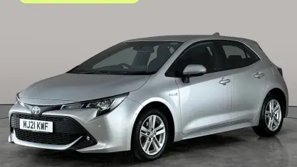 Used Toyota Corolla 122 HP (89 kW) 2021 Silver Hatchback