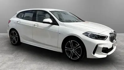 Used BMW 118 M Sport 136 HP (100 kW) 2022 White Hatchback