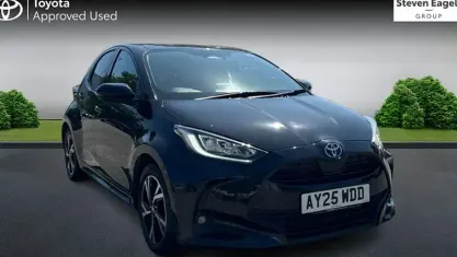 Used Toyota Yaris Design 116 HP (85 kW) 2025 Black Hatchback