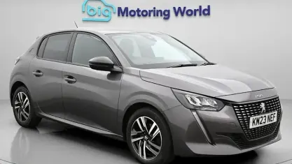 Gebraucht Peugeot 208 Active+ 102 PS (75 kW) 2023 Grau Kleinwagen
