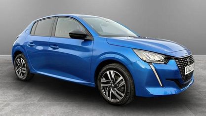 Usado Peugeot 208 Allure+ 131 HP (96 kW) 2023 Citadino