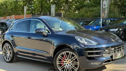 Used Porsche Macan Turbo 400 HP (294 kW) 2017 Blue SUV