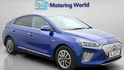 Begagnad Hyundai Ioniq Premium SE 100 kW (136 HK) 2020 Blå Halvkombi