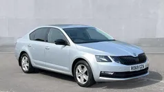 Brilliant silver Used 2019 Skoda Octavia SE Hatchback | £10,490 (Fair price)