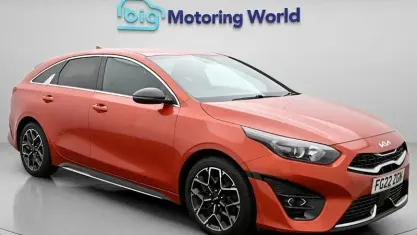 Usado Kia ProCeed GT-Line 160 HP (117 kW) 2021 Carrinha