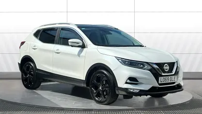 Używany Nissan Qashqai Tekna 116 KM (85 kW) 2019 Biały SUV