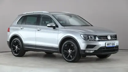 Używany VW Tiguan SE 150 KM (110 kW) 2017 Srebrny SUV