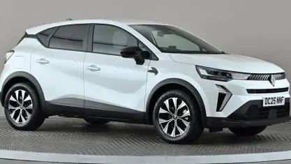 New Renault Captur Evolution 143 HP (105 kW) 2025 White SUV