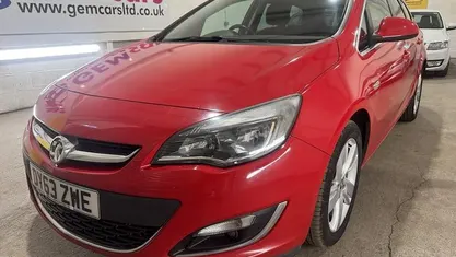 Used Vauxhall Astra SRi 116 HP (85 kW) 2015 Estate