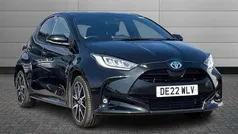 Black Used 2022 Toyota Yaris Hybrid Hatchback | £16,350 (Fair price)