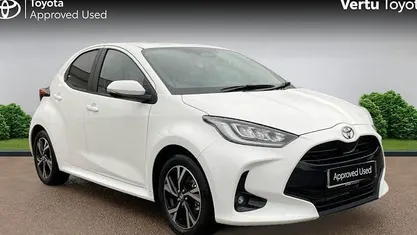 Used 2025 Toyota Yaris Hybrid Design Hatchback | £21,314 (Fair price)