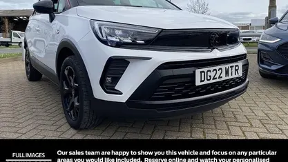 Used Vauxhall Crossland GS Line 110 HP (80 kW) 2022 White SUV