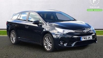 Usado Toyota Avensis Business Edition 143 HP (105 kW) 2018 Carrinha