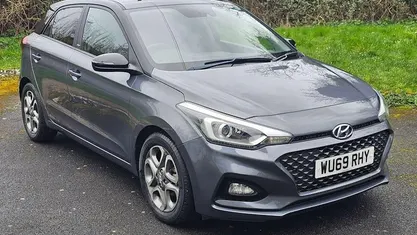 Used Hyundai i20 84 HP (61 kW) 2020 Hatchback