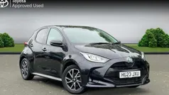 Used 2025 Toyota Yaris Hybrid Design Hatchback | £17,890 (Good price)