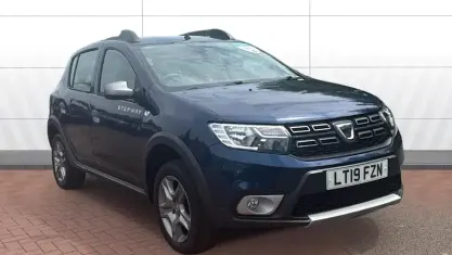Used Dacia Sandero Comfort 90 HP (66 kW) 2019 Blue Hatchback