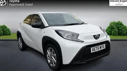 Used Toyota Aygo X PURE 72 HP (52 kW) 2025 SUV