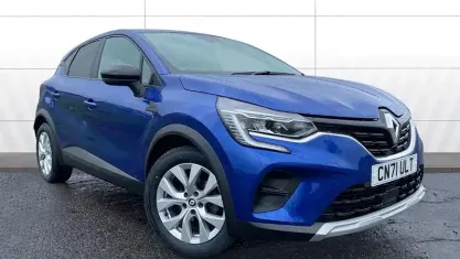 Usado Renault Captur Iconic 140 CV (102 kW) 2021 Azul SUV