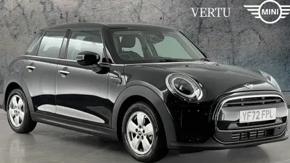 Used Mini Cooper Classic 136 HP (100 kW) 2022 Black Hatchback
