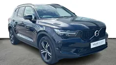 Black Used 2022 Volvo XC40 R-Design SUV | £25,000 (Fair price)