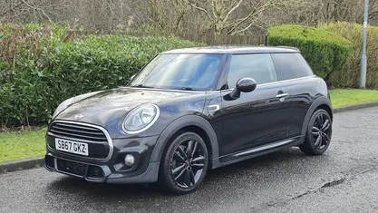 Used 2017 Mini Cooper Hatch Hatchback | £5,995 (Fair price)