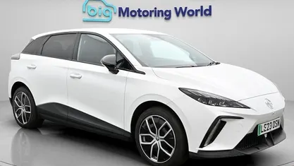 Used MG MG4 EV Trophy 150 kW (204 HP) 2025 Hatchback
