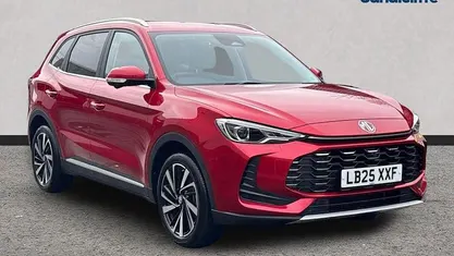 Used MG ZS Trophy 196 HP (144 kW) 2024 Tri coat  dynamic red Hatchback