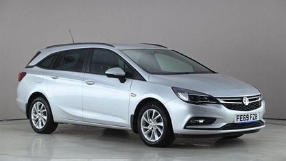 Używany Vauxhall Astra Design Edition 136 KM (100 kW) 2019 Srebrny Kombi